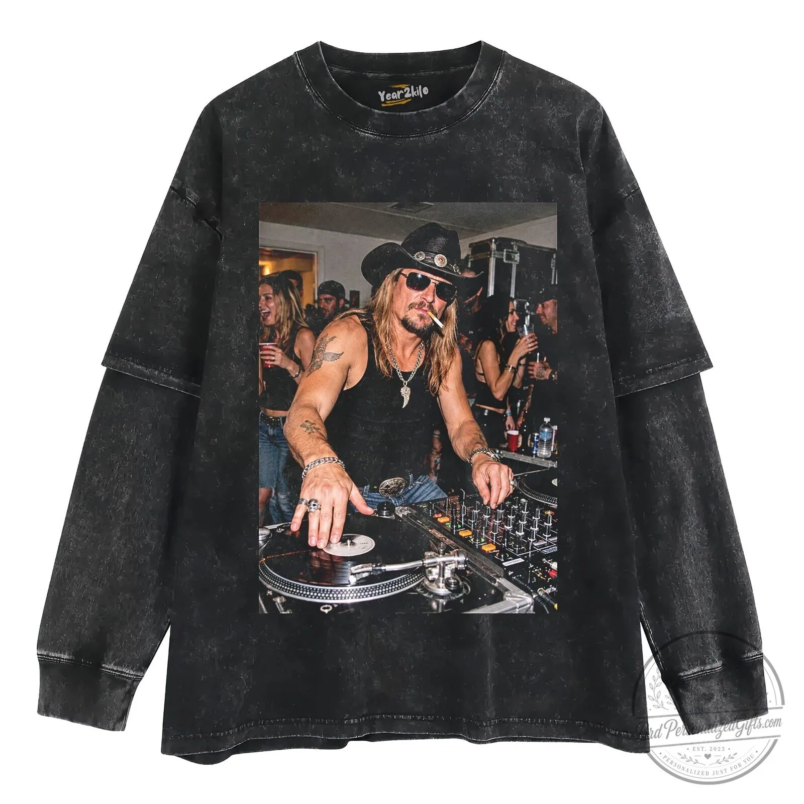 Kid Rock DJ Turntable Party Photo Graphic Black T-Shirt 11 Kid Rock DJ Turntable Party Photo Graphic Black T-Shirt